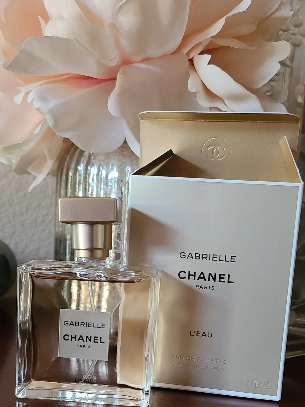 Chanel Gabrielle L'Eau Women's Fragrance - Gold/Clear Bottle 1.7 Fl.oz.